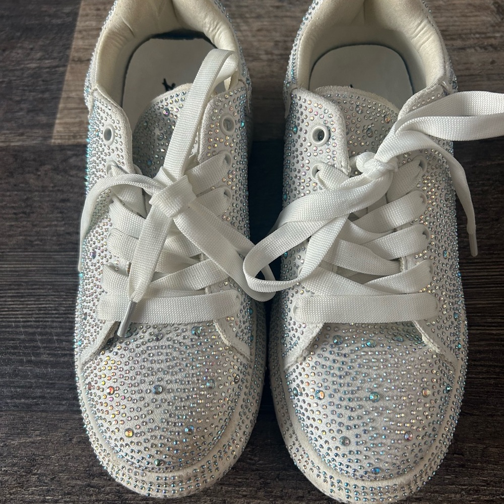 Bejeweled Sparkling White Woman’s Sneakers S.9